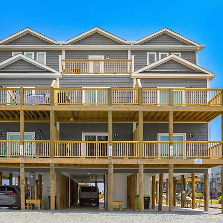 Topsail Serenity